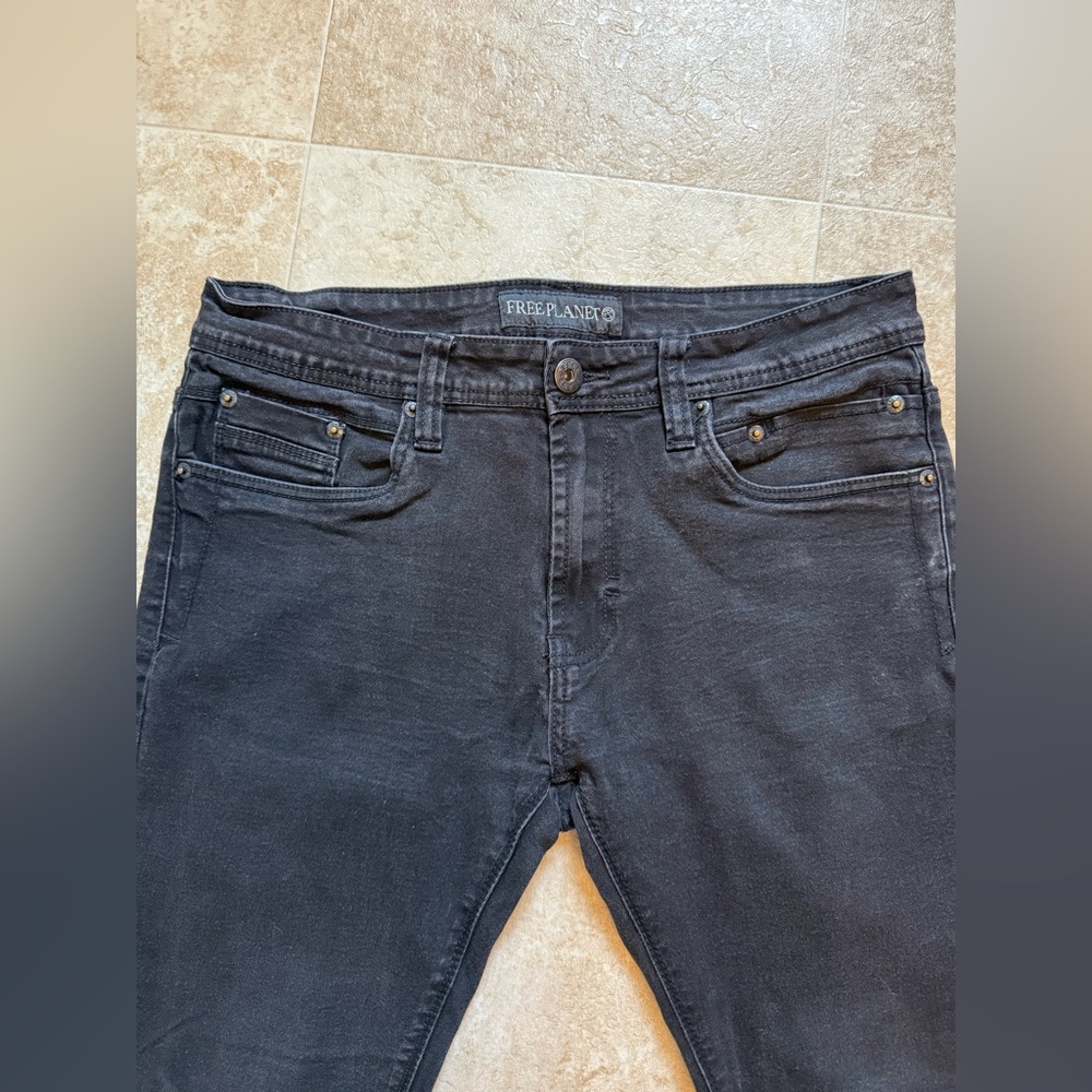 NWOT Free Planet Men's Dark Black Slim Jeans - Five Pocket Style
